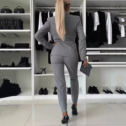Élégance Dorée | Ensemble Blazer Croisé et Pantalon Ajusté