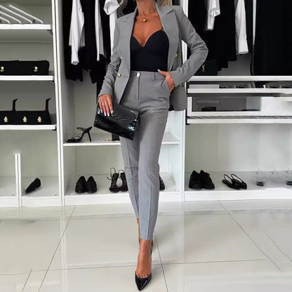 Élégance Dorée | Ensemble Blazer Croisé et Pantalon Ajusté