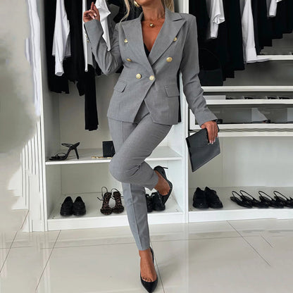 Élégance Dorée | Ensemble Blazer Croisé et Pantalon Ajusté