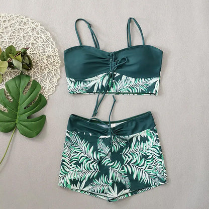 Jungle Élégante | Ensemble Crop Top et Short