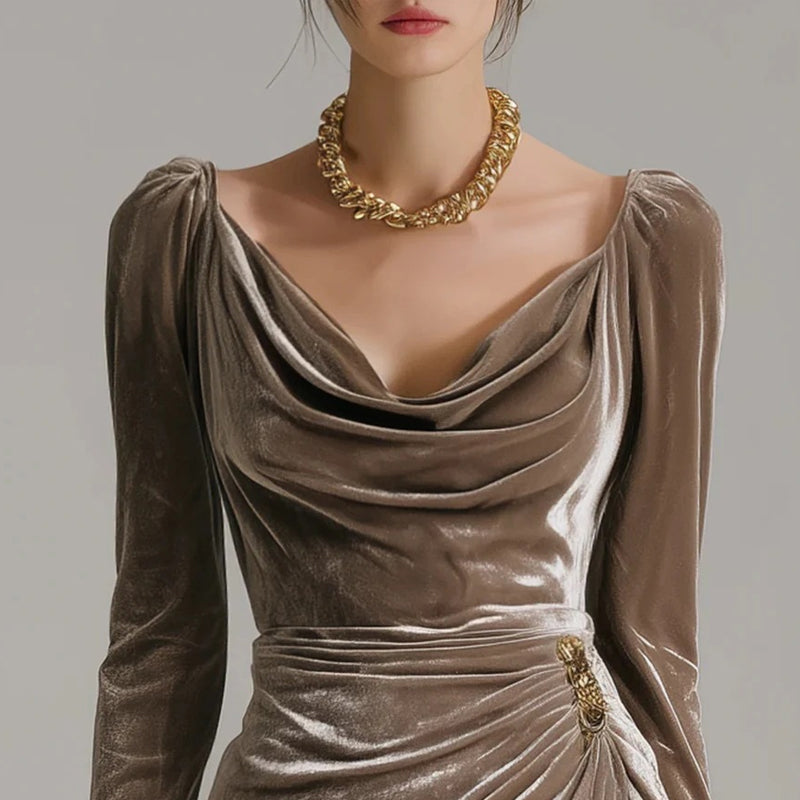 Sirène | Robe longue à drapé luxueux et fente raffinée