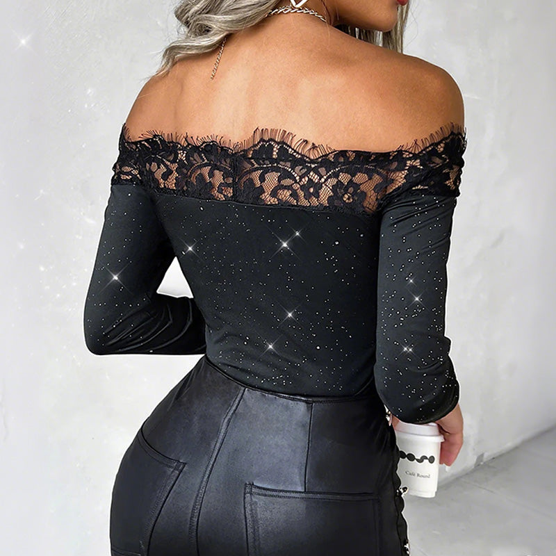 Luna Élégance  | Top femme chic en dentelle avec col épaules nues et finition scintillante