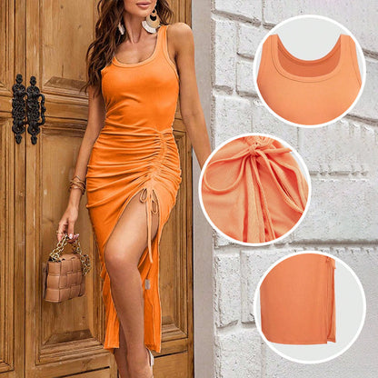 Riviera Élégance | Robe cintrée fendue